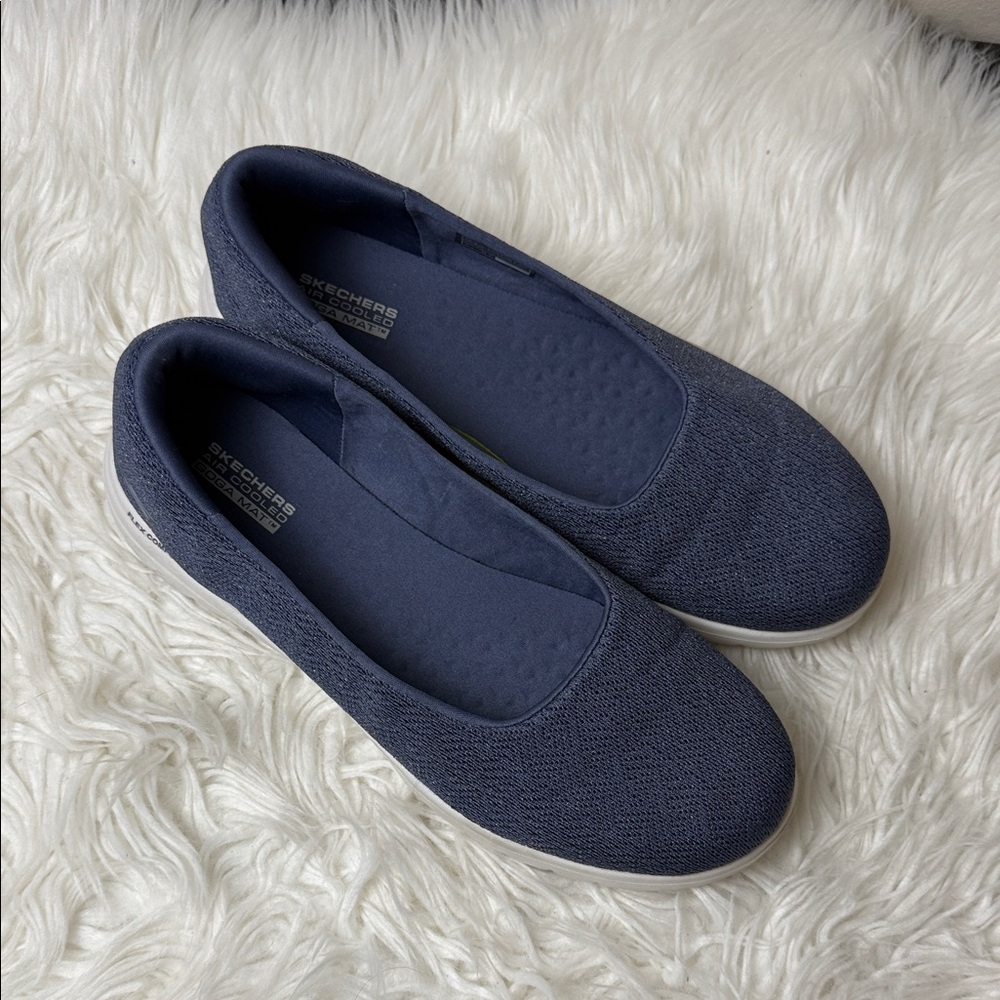 Skechers Navy Knit Slip-On Ballet Flats Size 9 Comfort Cushioned Lightweight - Picture 2 of 8
